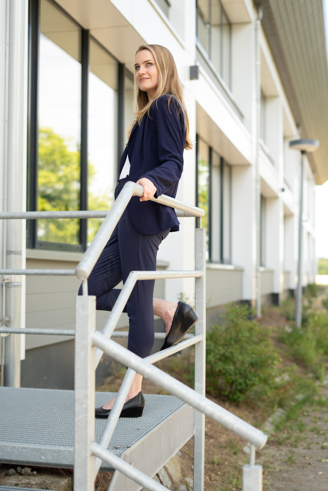 Ramona Isabel Hertel in professionellem Umfeld